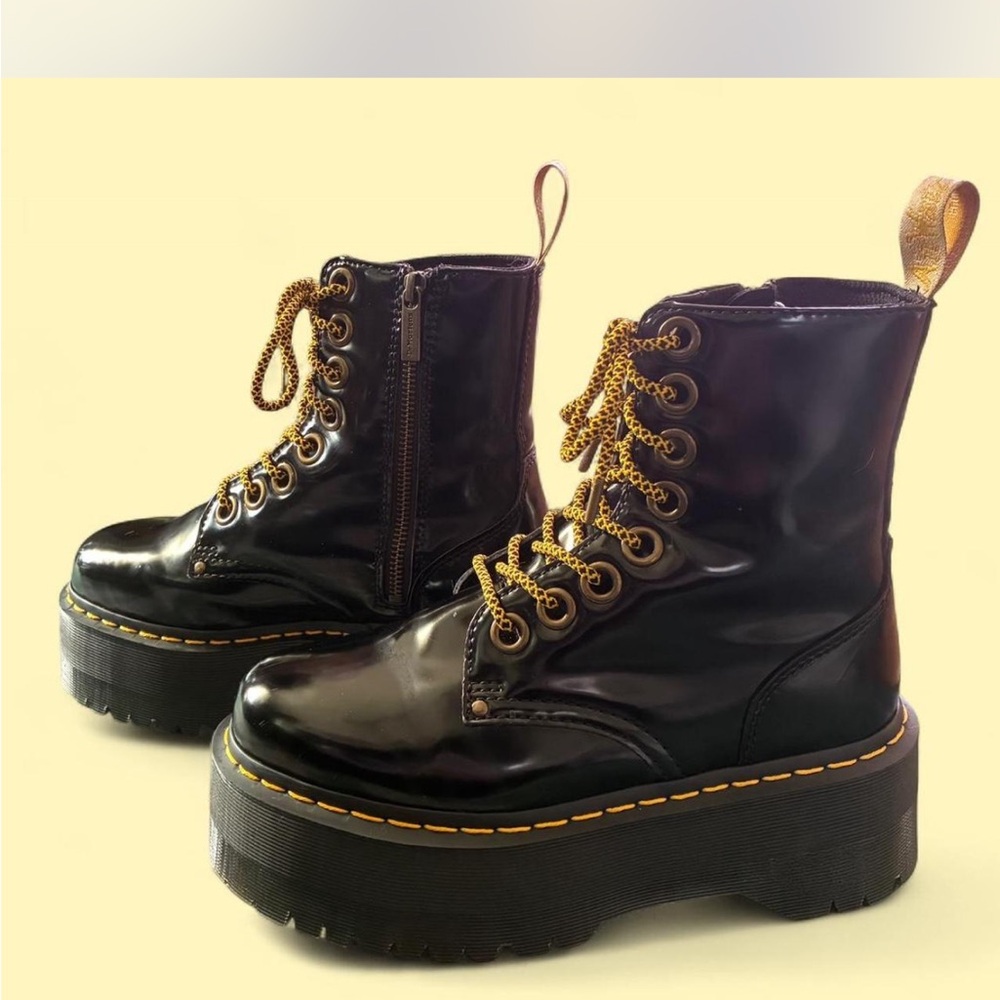 Dr. Martens Vegan Jadon Max platform boots